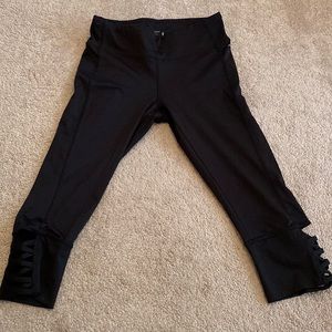Black Capri Leggings